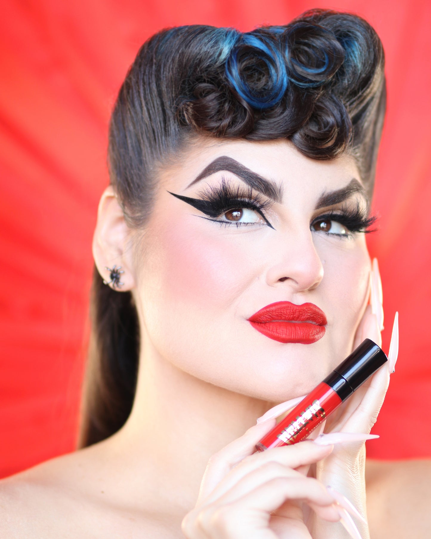 HELLVIS x Dafna Beauty: D Perfect Red