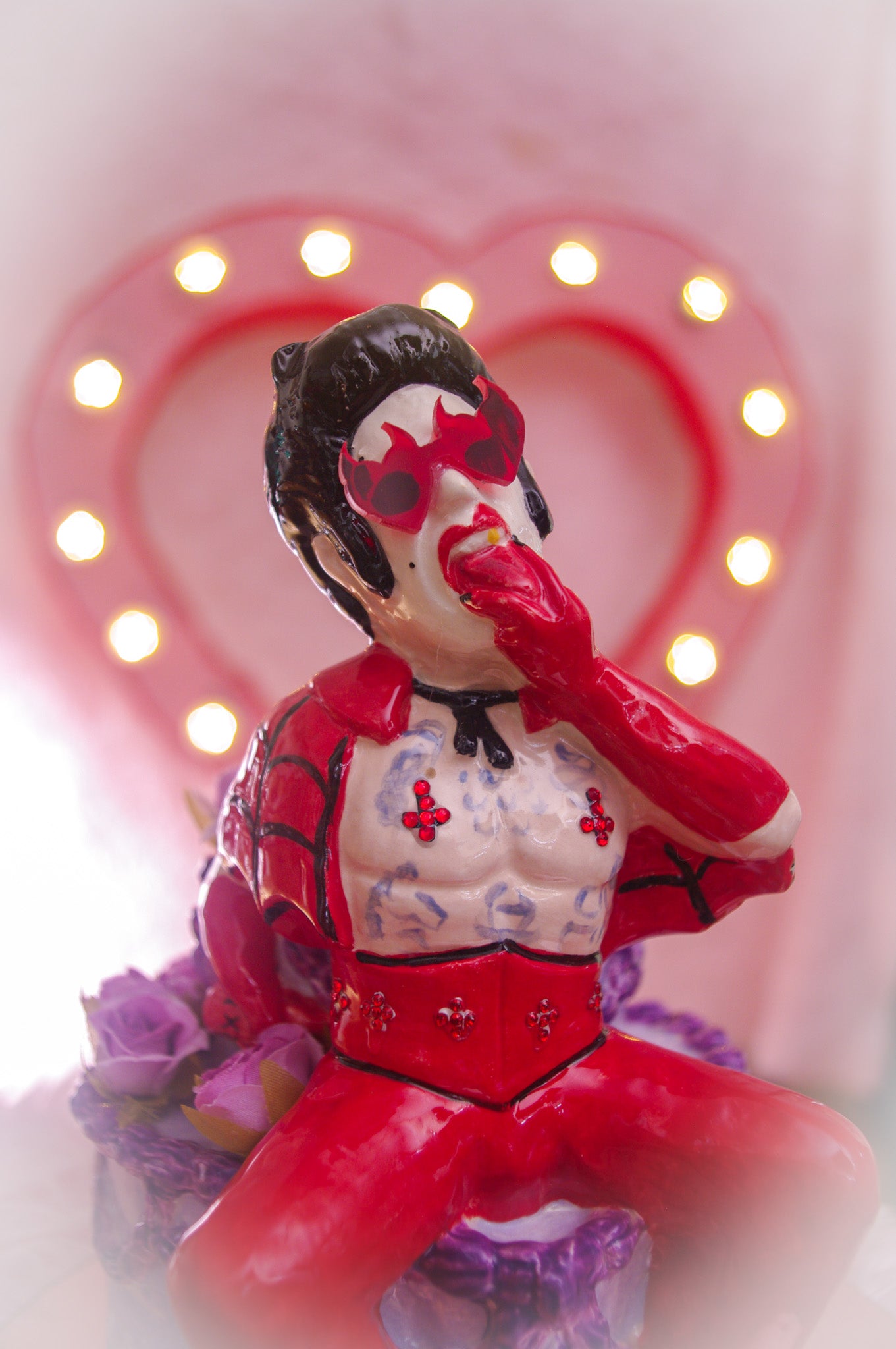 Hellvis Couple's Cocktail Mug - "Eat Me!" Purple cake with flowers