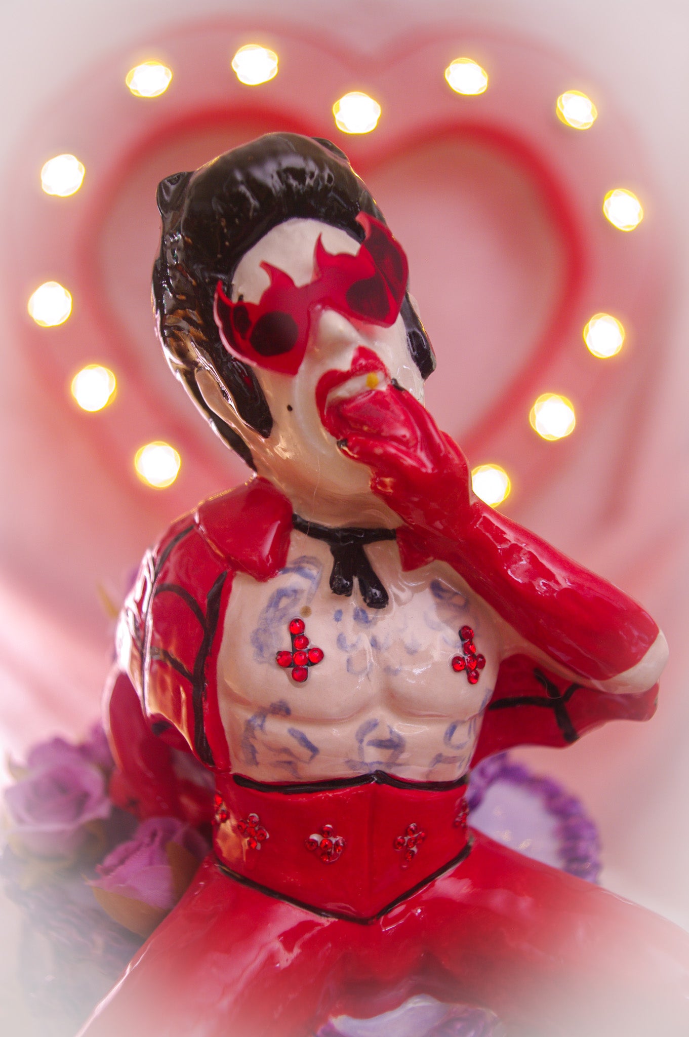 Hellvis Couple's Cocktail Mug - "Eat Me!" Purple cake with flowers